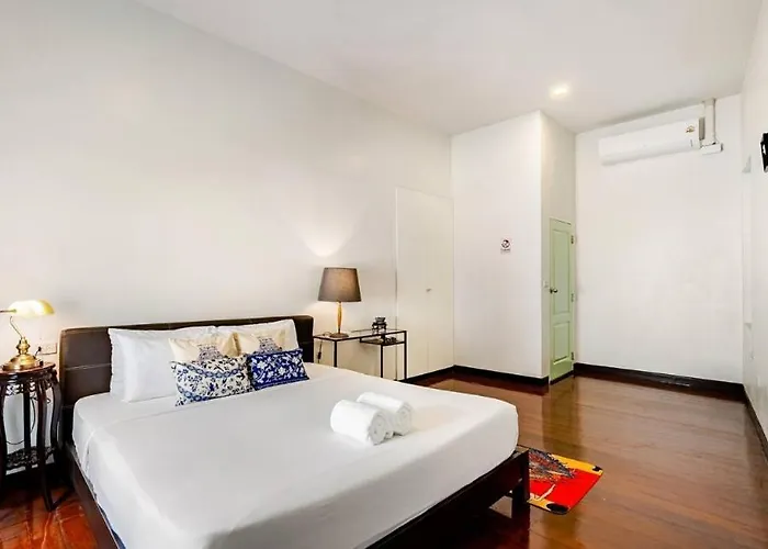 Apartamento Baan Surawong The Heart Of